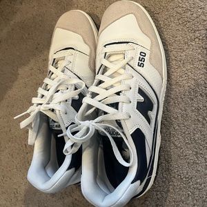 New Balance 550 VERY LIGHTLY WORN